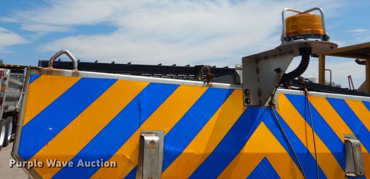 image for item DN8689 Swenson  spreader