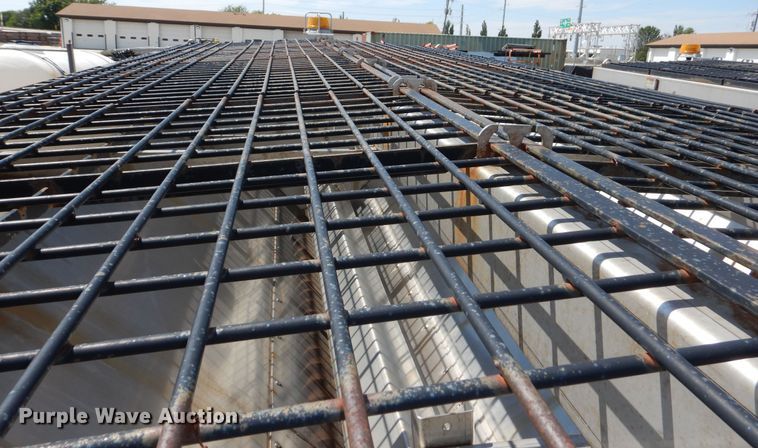 image for item DN8689 Swenson  spreader