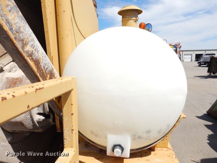 image for item DN8690 1989 Vermeer CC-135 concrete cutter