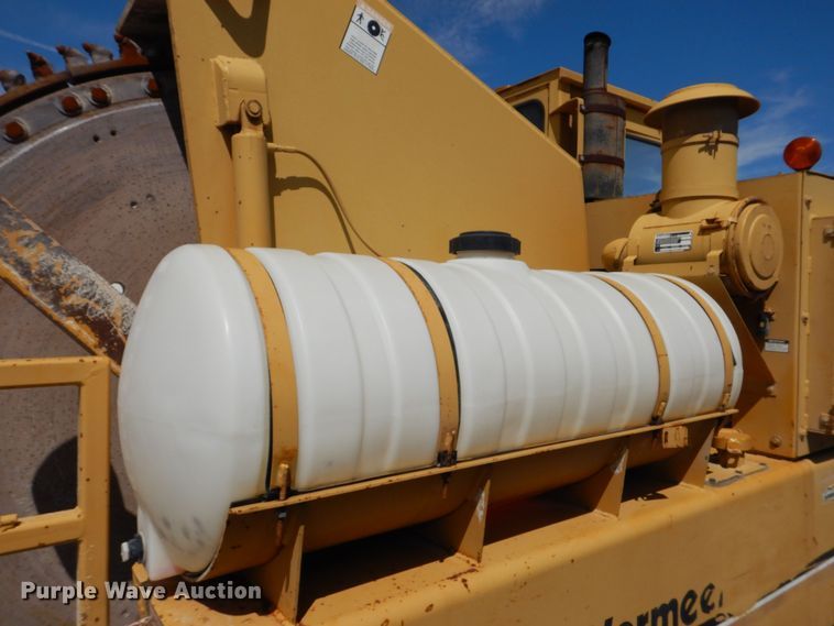 image for item DN8690 1989 Vermeer CC-135 concrete cutter