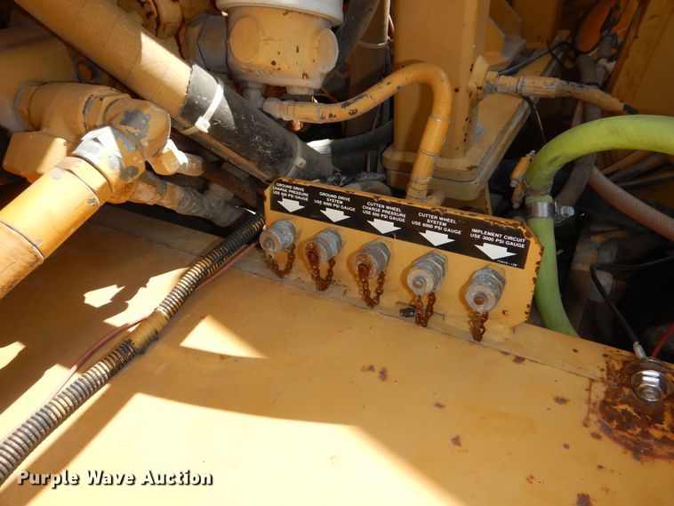 image for item DN8690 1989 Vermeer CC-135 concrete cutter