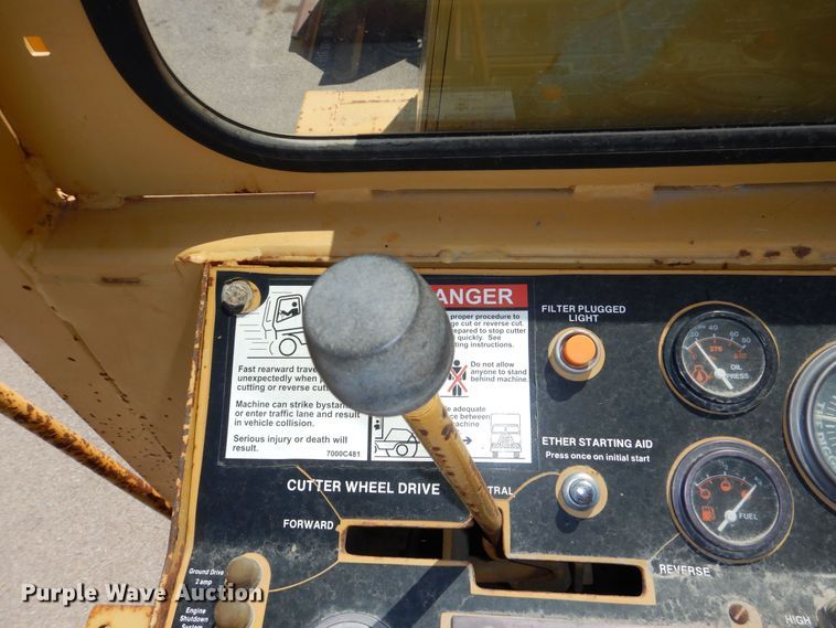 image for item DN8690 1989 Vermeer CC-135 concrete cutter