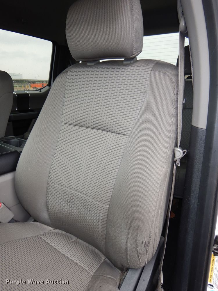 image for item DN8696 2016 Ford F150 XLT SuperCrew pickup truck