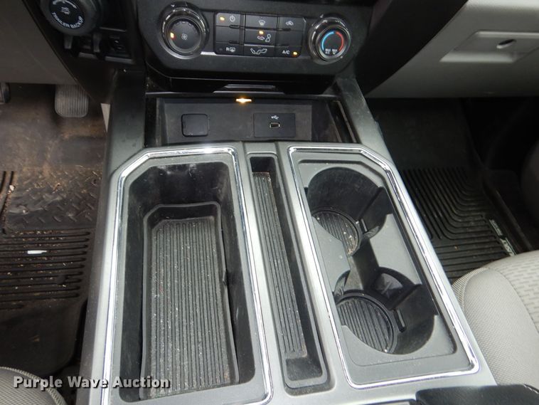 image for item DN8696 2016 Ford F150 XLT SuperCrew pickup truck