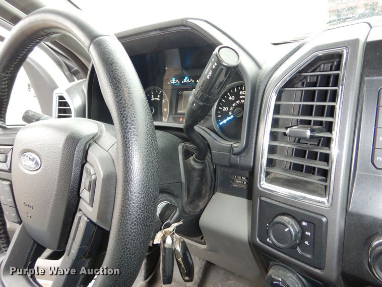 image for item DN8696 2016 Ford F150 XLT SuperCrew pickup truck