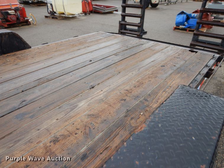 image for item DN8697 2016 Kaufman equipment trailer