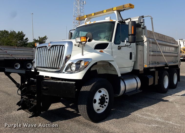image for item DO3120 2014 International WorkStar 7500  dump truck