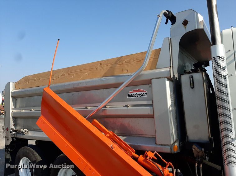 image for item DO3120 2014 International WorkStar 7500  dump truck