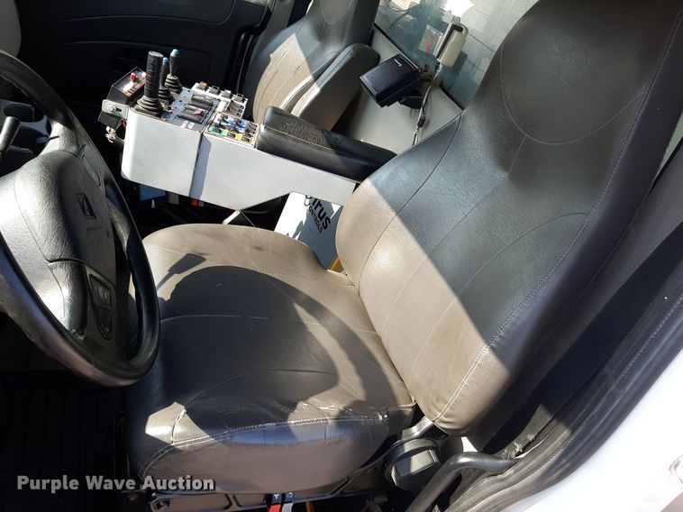 image for item DO3120 2014 International WorkStar 7500  dump truck