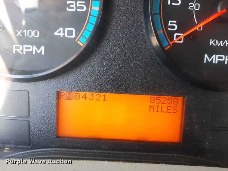 image for item DO3120 2014 International WorkStar 7500  dump truck