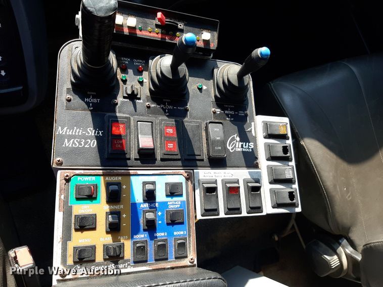 image for item DO3120 2014 International WorkStar 7500  dump truck