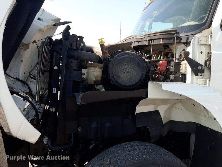 image for item DO3120 2014 International WorkStar 7500  dump truck