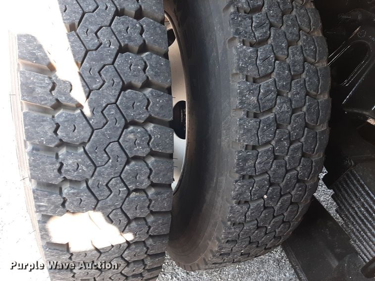 image for item DO3120 2014 International WorkStar 7500  dump truck