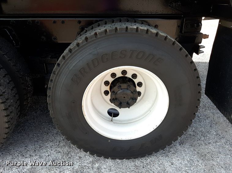 image for item DO3120 2014 International WorkStar 7500  dump truck