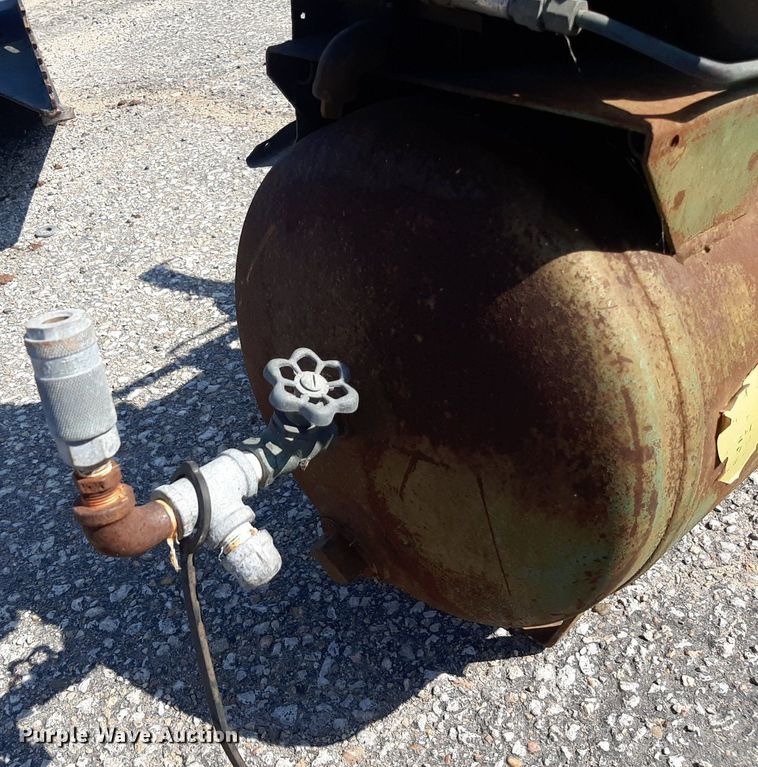 image for item IP9486 Speedaire 3Z869  air compressor