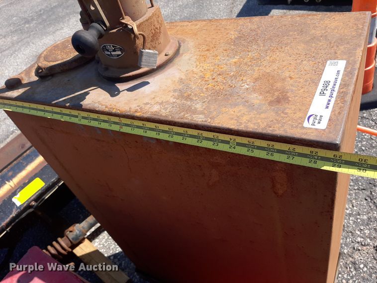 image for item IP9488 (2) fuel tanks