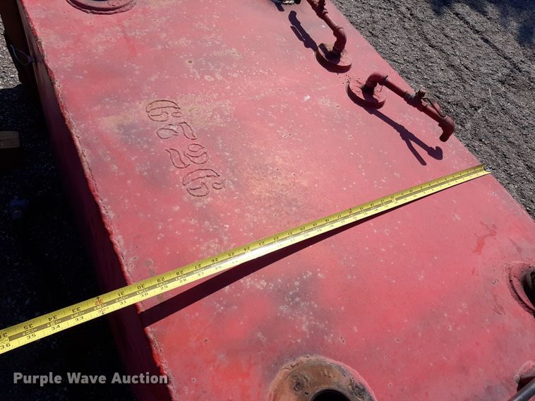 image for item IP9488 (2) fuel tanks