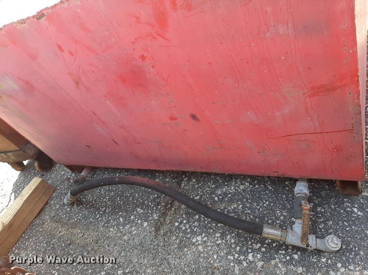 image for item IP9488 (2) fuel tanks