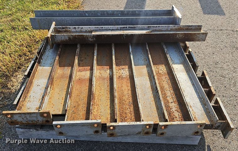 image for item MP9296 (17) metal posts