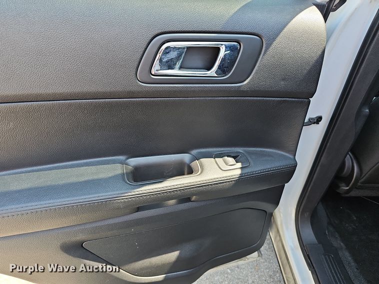 image for item MP9313 2017 Ford Explorer Police Interceptor SUV