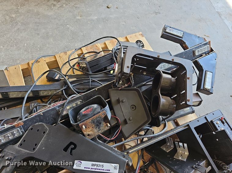 image for item MP9315 Automotive accessories