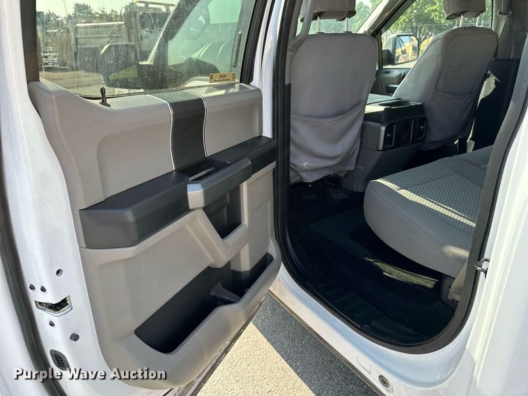 image for item NF9030 2016  Ford F150  SuperCrew pickup truck