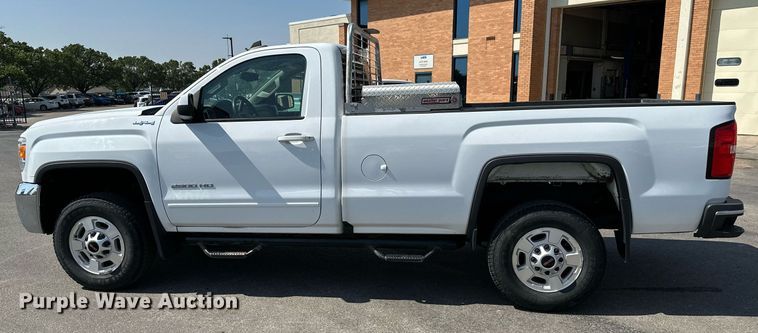 image for item NF9034 2016 GMC Sierra 2500HD  pickup truck
