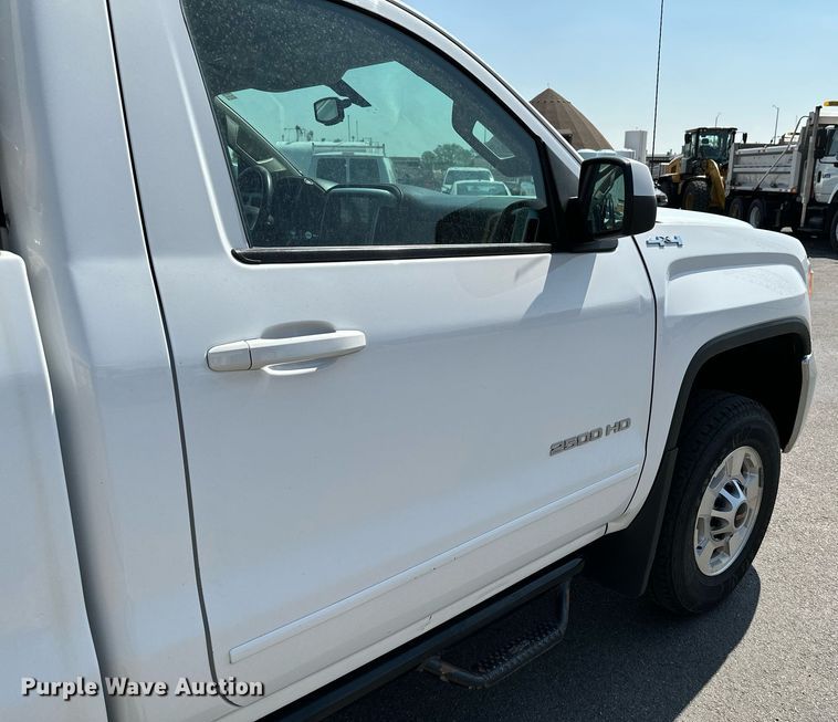 image for item NF9034 2016 GMC Sierra 2500HD  pickup truck