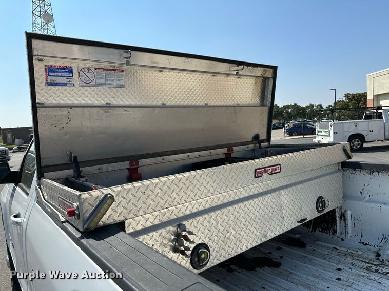 image for item NF9034 2016 GMC Sierra 2500HD  pickup truck