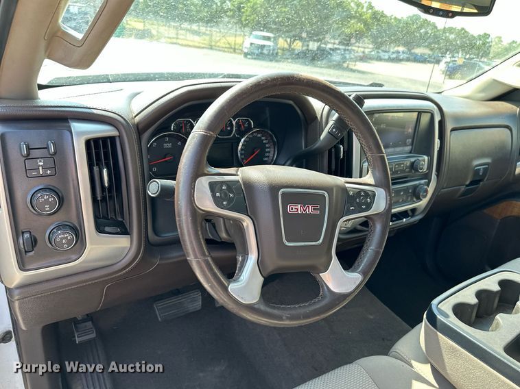 image for item NF9034 2016 GMC Sierra 2500HD  pickup truck