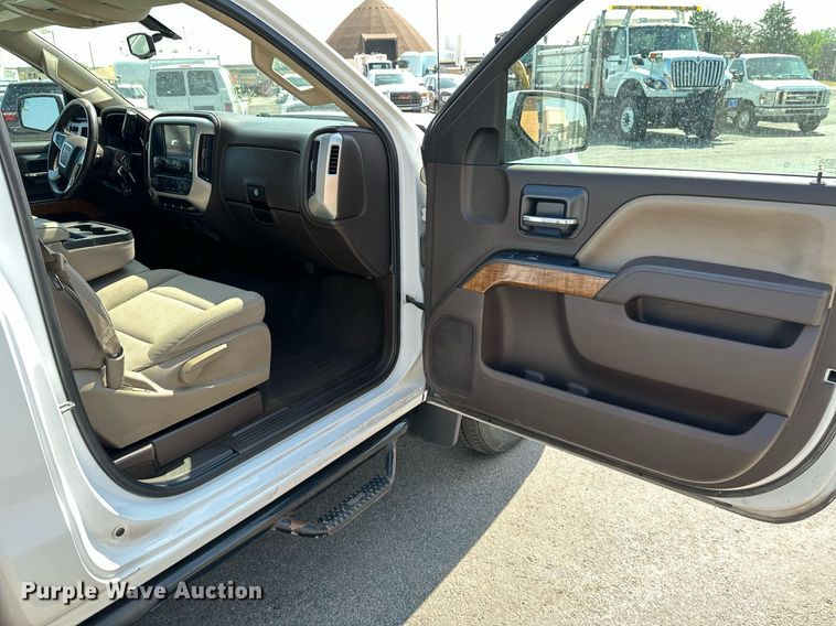 image for item NF9034 2016 GMC Sierra 2500HD  pickup truck