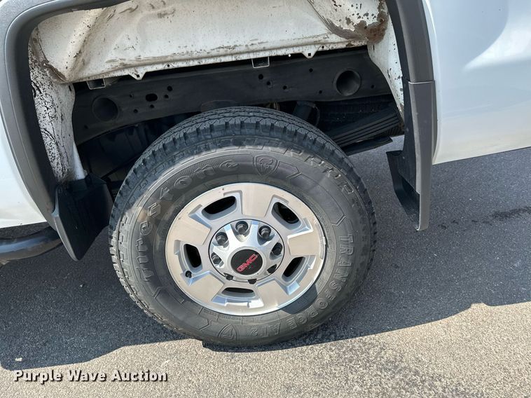 image for item NF9034 2016 GMC Sierra 2500HD  pickup truck