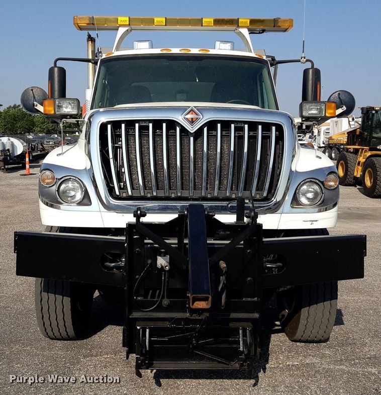 image for item NF9035 2014 International WorkStar 7500  dump truck