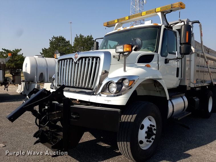 image for item NF9035 2014 International WorkStar 7500  dump truck