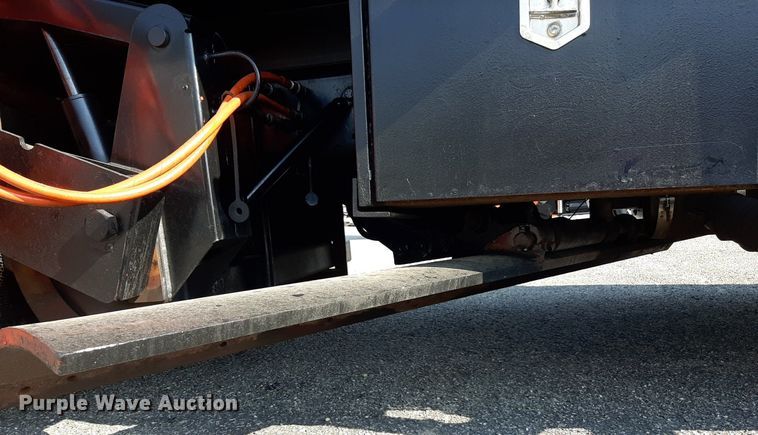 image for item NF9035 2014 International WorkStar 7500  dump truck