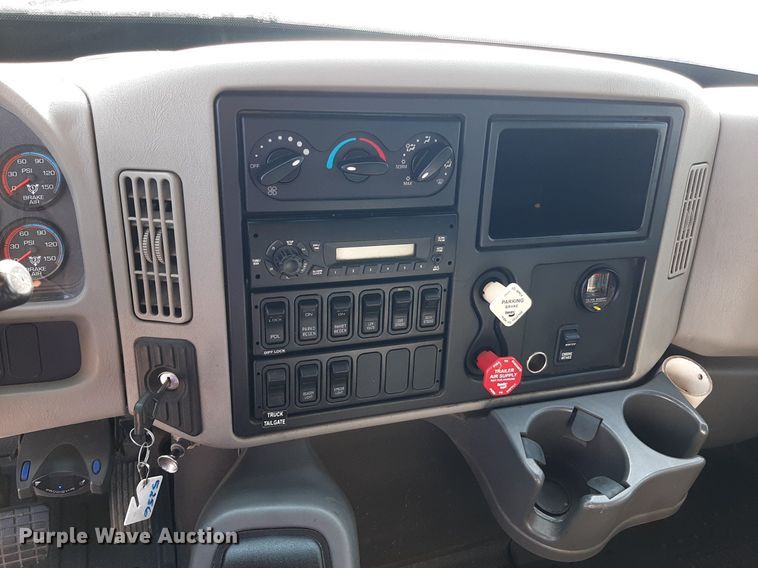 image for item NF9035 2014 International WorkStar 7500  dump truck