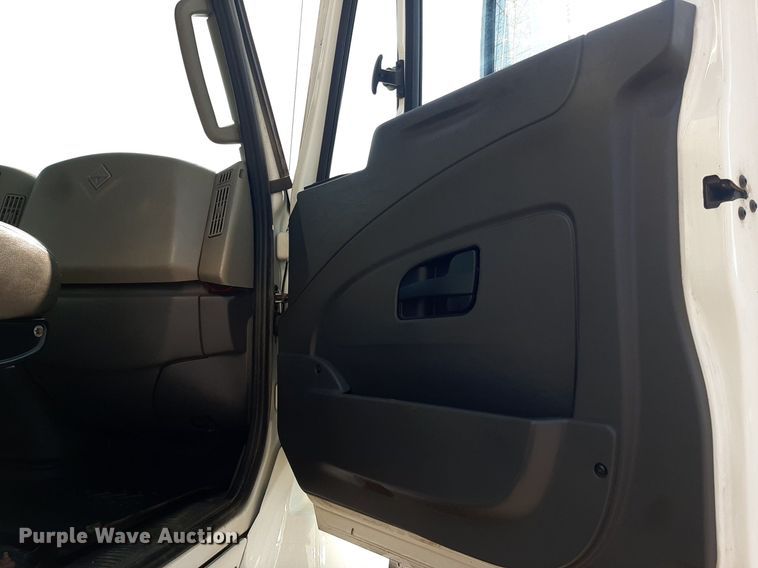 image for item NF9035 2014 International WorkStar 7500  dump truck