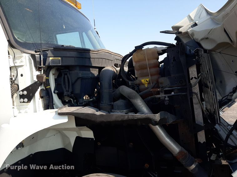 image for item NF9035 2014 International WorkStar 7500  dump truck