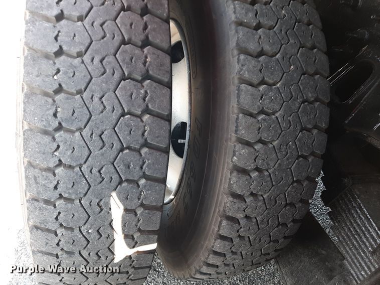 image for item NF9035 2014 International WorkStar 7500  dump truck