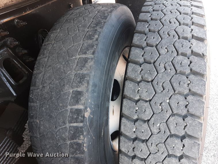 image for item NF9035 2014 International WorkStar 7500  dump truck