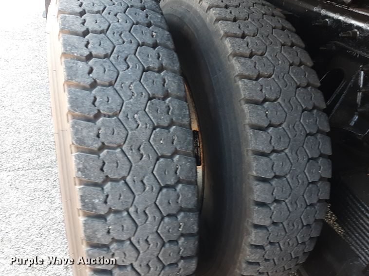 image for item NF9035 2014 International WorkStar 7500  dump truck