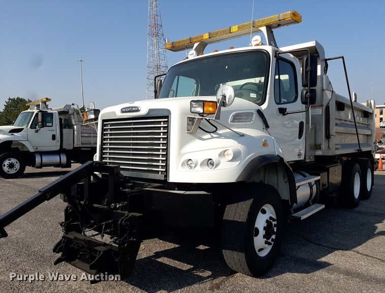 image for item NF9038 2012 Freightliner Business Classic M2  dump truck