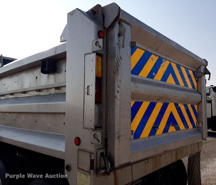 image for item NF9038 2012 Freightliner Business Classic M2  dump truck