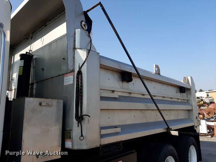 image for item NF9038 2012 Freightliner Business Classic M2  dump truck