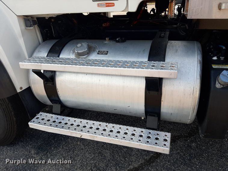 image for item NF9038 2012 Freightliner Business Classic M2  dump truck