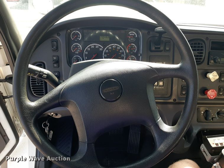 image for item NF9038 2012 Freightliner Business Classic M2  dump truck