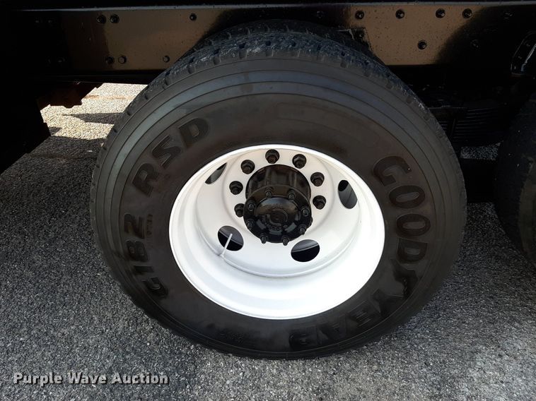 image for item NF9038 2012 Freightliner Business Classic M2  dump truck