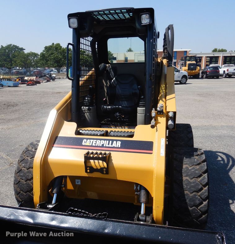image for item NF9041 2002 Caterpillar 248  skid steer loader