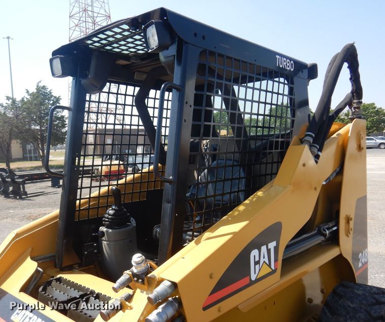 image for item NF9041 2002 Caterpillar 248  skid steer loader