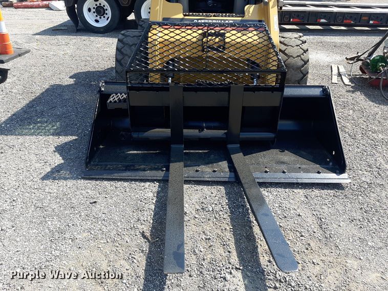 image for item NF9041 2002 Caterpillar 248  skid steer loader